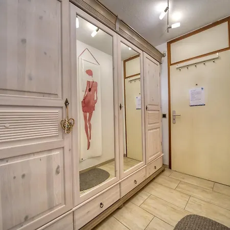 - Haus F, App 0f1401 הייליגנהאפן